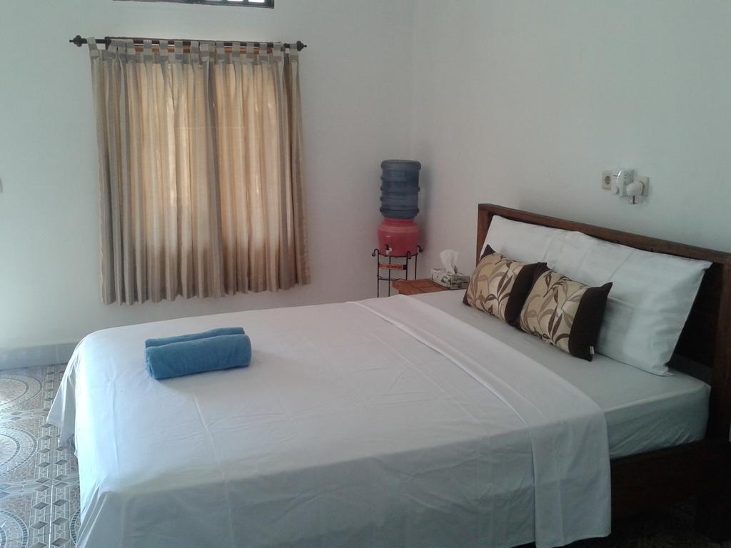 Putri Homestay Gili Meno Zimmer foto