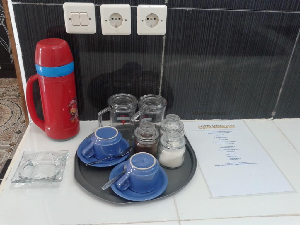Putri Homestay Gili Meno Zimmer foto